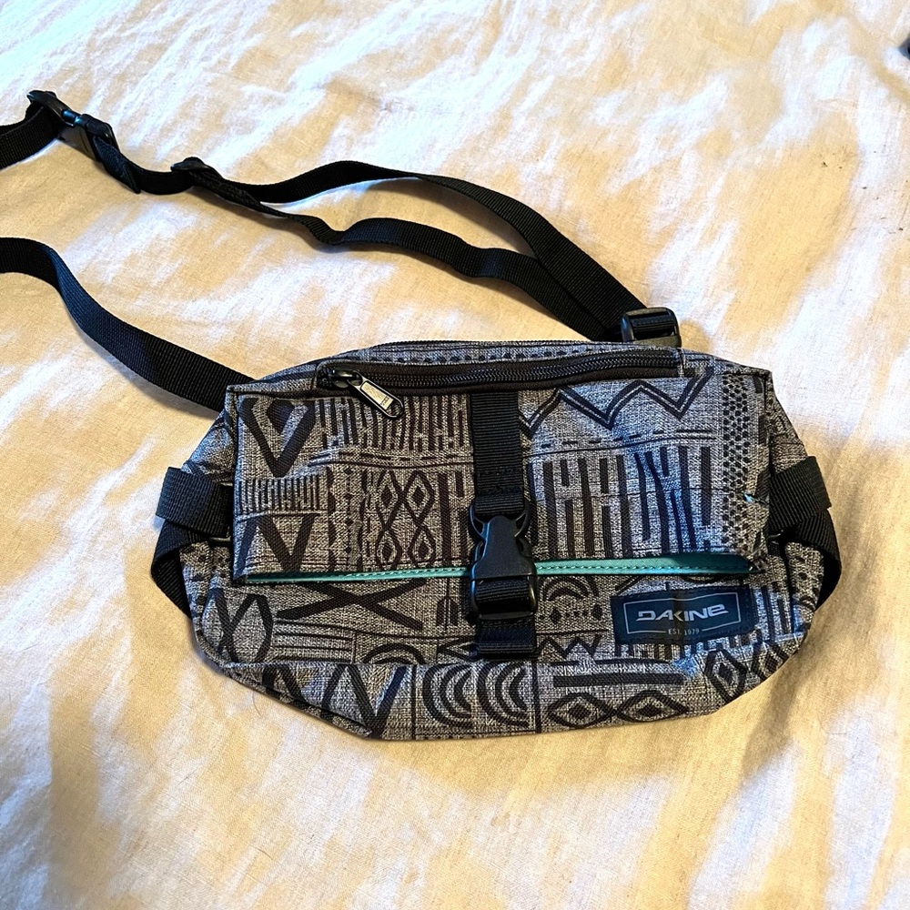 Dakine Bag